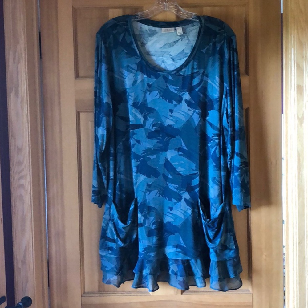 Print tunic with chiffon trim